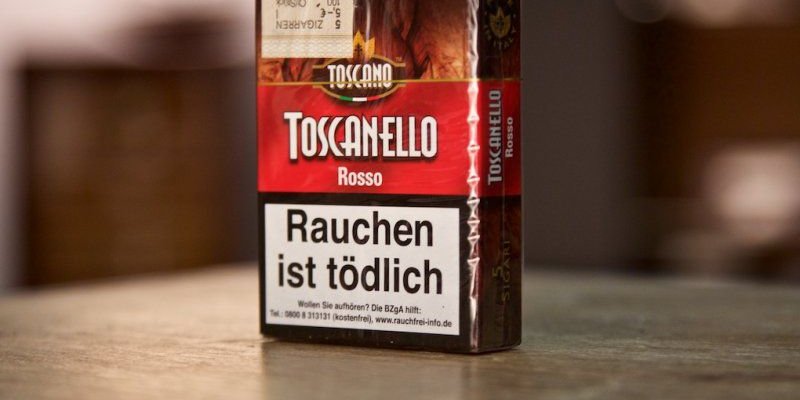 Cách hút xì gà Toscanello Rosso Caffe