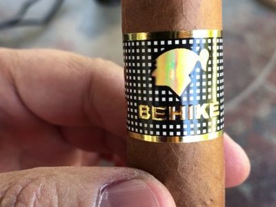 Hướng dẫn chọn mua xì gà Behike 52,54,56 thật giả chuẩn nhất