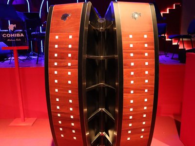 Tủ đựng xì gà trị giá 2,7 triệu đô của cohiba