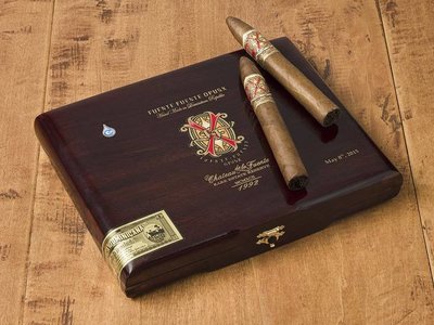 10 điều cần biết về Fuente Fuente OpusX