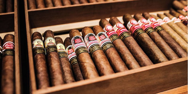 Các quy định mới về sử dụng vận chuyển xì gà Cuba