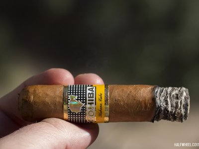 Review đánh giá xì gà Cohiba Medio Siglo