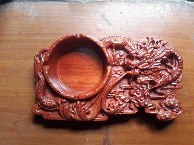 Gạt Tàn Gỗ - Đồ Vật Nhỏ Nhưng Công Dụng Lớn