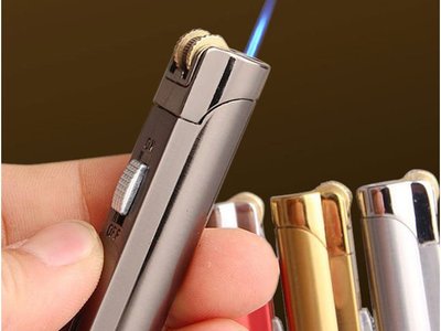 Bật lửa khò đúng chuẩn dành cho người hút xì gà