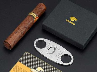 Lựa chọn dao cắt xì gà hoàn hảo dành cho người mới hút xì gà