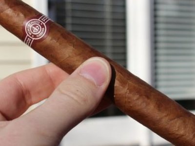 Xì gà cuba chính hãng có đắt không?