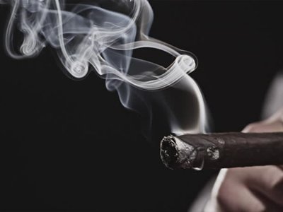 Khói thuốc  là, xì gà có độc không? - Chơi xì gà