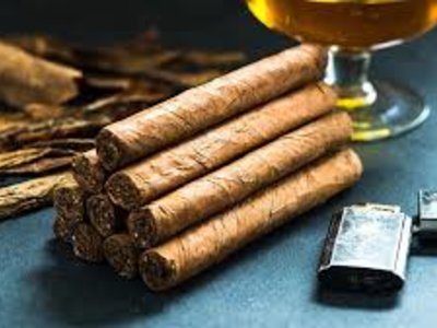 Đặc điểm của xì gà quấn máy