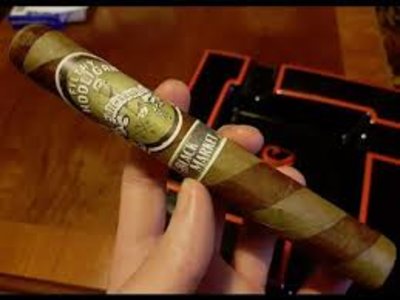 Filthy Hooligan 2016 dòng xì gà độc đáo của Alec Bradley