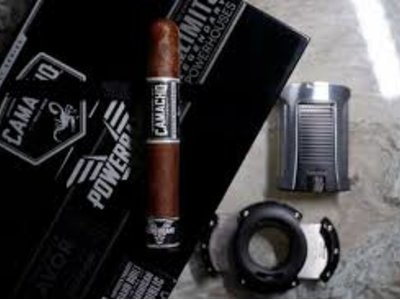 Tìm hiểu về xì gà kiểu Barber-Pole từ Camacho