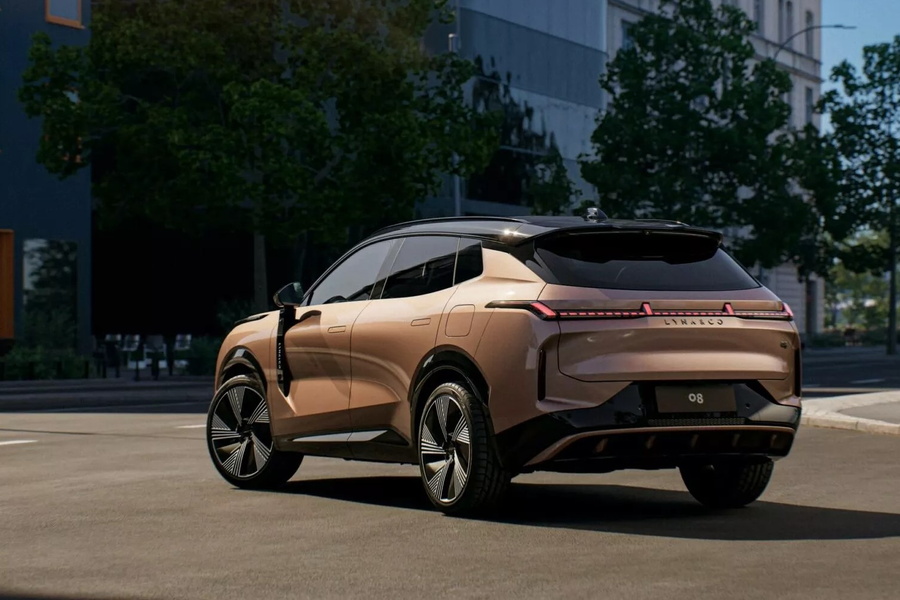 Lynk & Co 08 EM-P: SUV PHEV Hạng D Đầy Tham Vọng – Giá Bán, Thông Số và Đánh Giá Chi Tiết