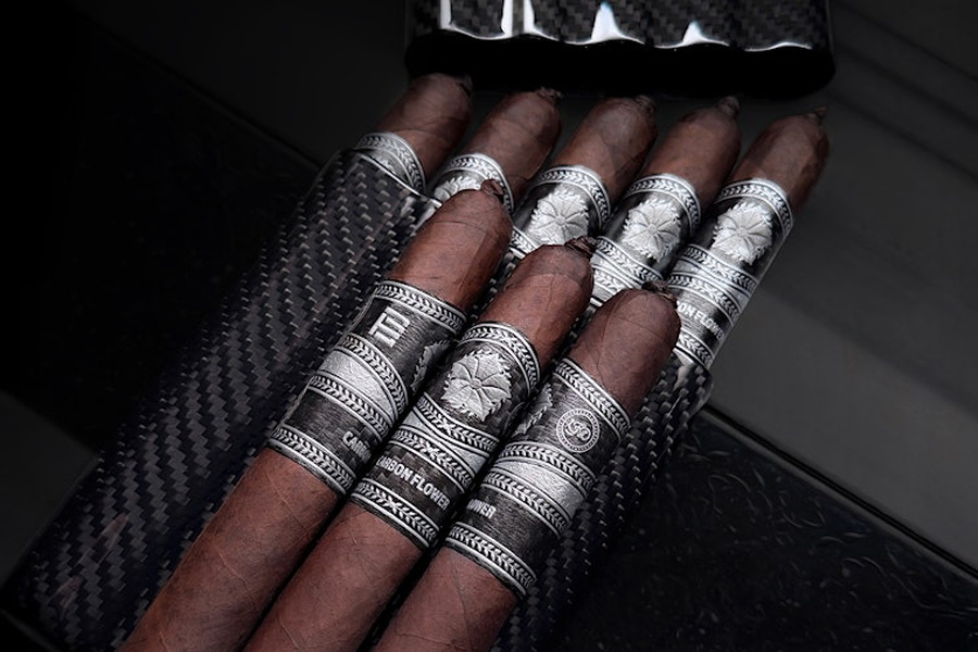 La Flor Dominicana và ProjectCarbon hợp tác cho dự án Carbon Flower.