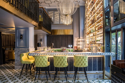 Bar Khách Sạn Metropole tại Hà Nội lọt top những quán xì gà thượng hạng nhất thế giới