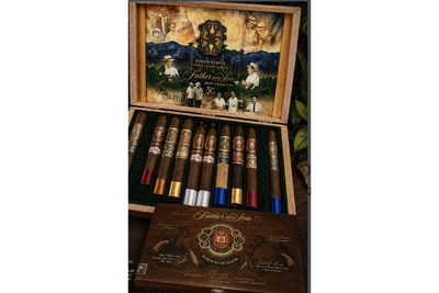 Bộ Sưu Tập Arturo Fuente Cha &amp; Con 2026 Ra Mắt Hai Điếu Xì Gà Mới