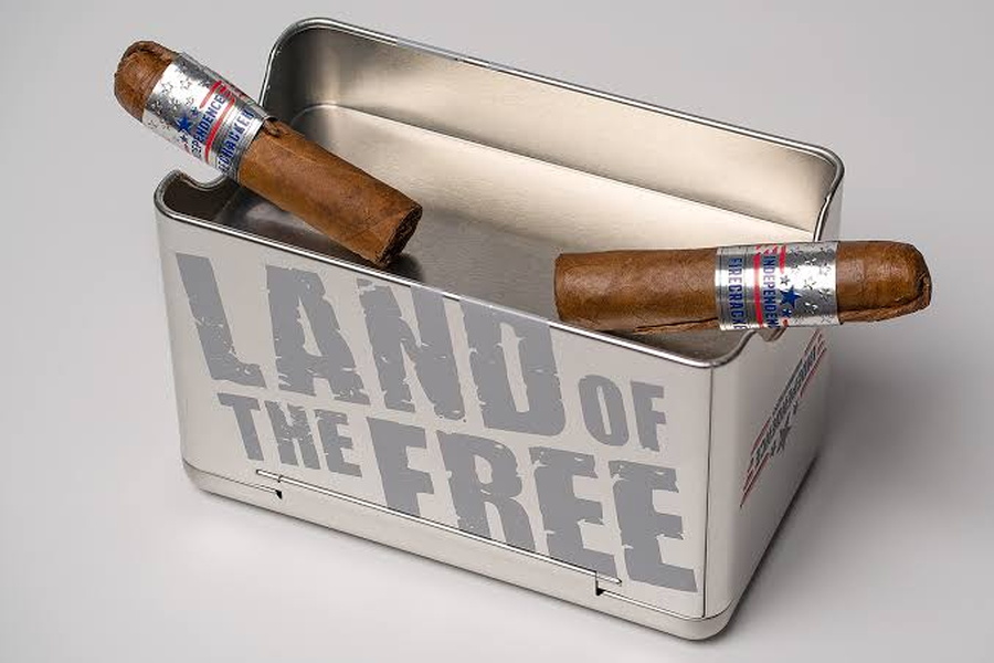 Hãng United Cigars sẽ ra mắt sản phẩm Independence Firecracker vào tháng Sáu.
