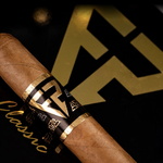 Công ty Fermin Perez Cigars chuyển sản xuất sang Tabacalera Familia Disla, và phân phối cho Domain.