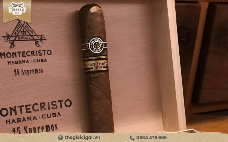 Logo cigar Montecristo là biểu tượng sáu thanh kiếm rapiers