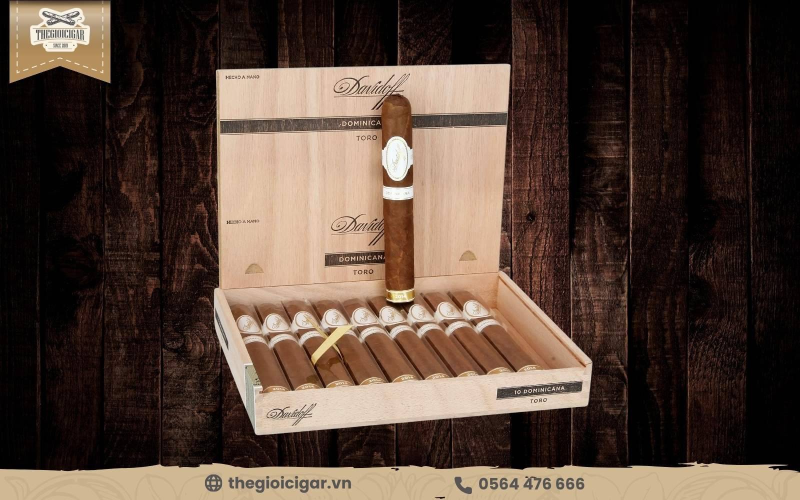 Tặng hộp xì gà Davidoff Dominicana Toro nhất định ghi dấu ấn lớn với người nhận