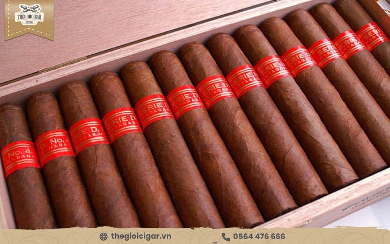 Cigar Partagas D No.4 hương vị đậm đà đáng mua