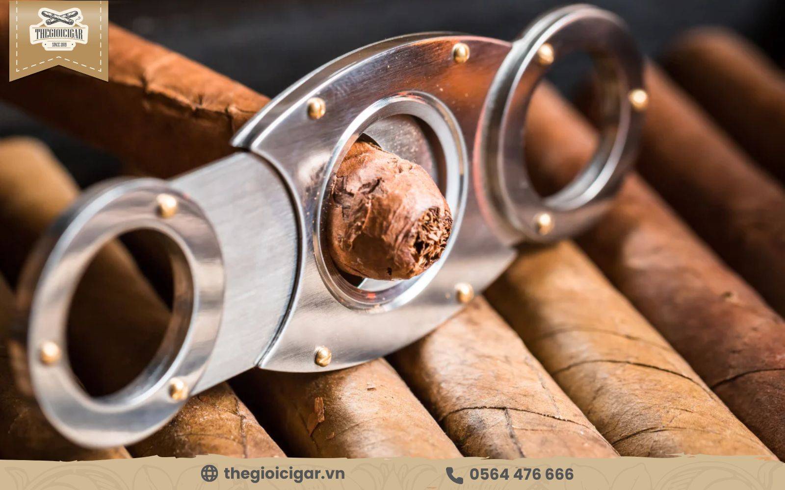 Thiết kế của dao, kéo cắt xì gà rất dễ sử dụng, tạo ra những vết cắt cigar nhanh gọn, đẹp mắt