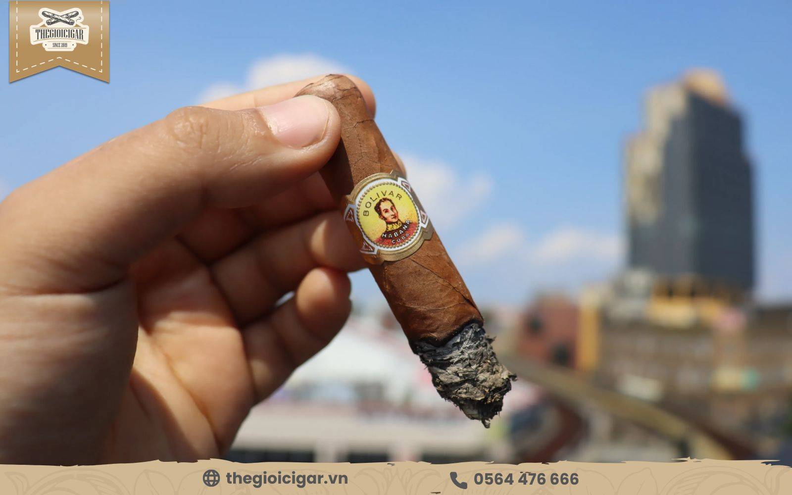 Giá cigar Bolivar Petit Corona cực kỳ tốt so với chất lượng thượng hạng chúng mang lại