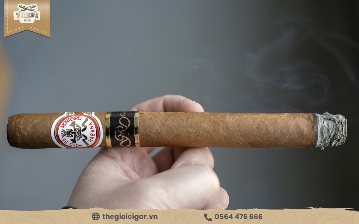 Hương vị thanh thoát từ dòng Cigar Hoyo de Monterrey Double Coronas Gran Reserva Cosecha 2013 Hương vị thanh thoát từ dòng Cigar Hoyo de Monterrey Double Coronas Gran Reserva Cosecha 2013