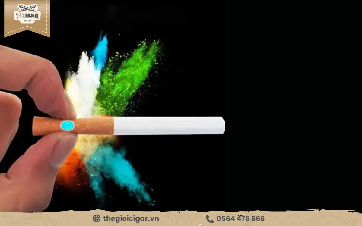 Khi viên tinh dầu đã vỡ ra, bạn sẽ nghe một tiếng "tách" nhỏ Bước 2: Bóp vỡ viên tinh dầu thuốc